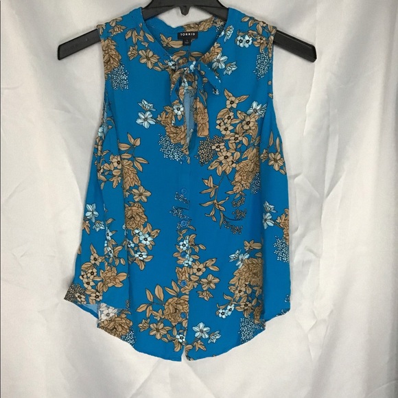 torrid Tops - Torrid top sz 1